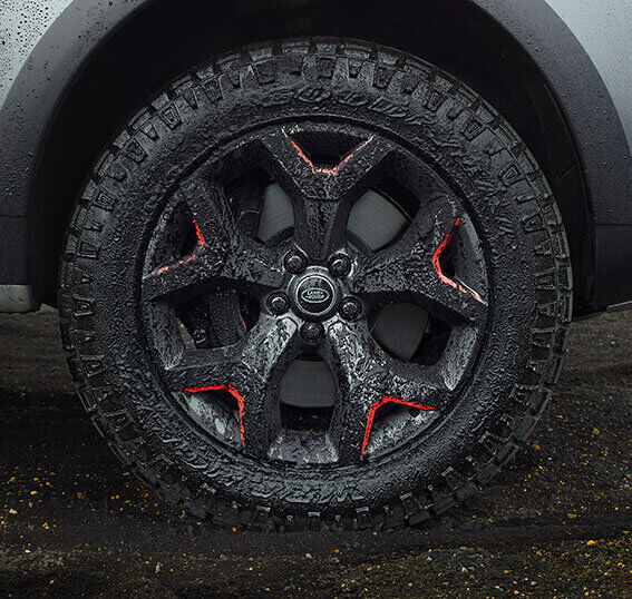 land rover discovery svx