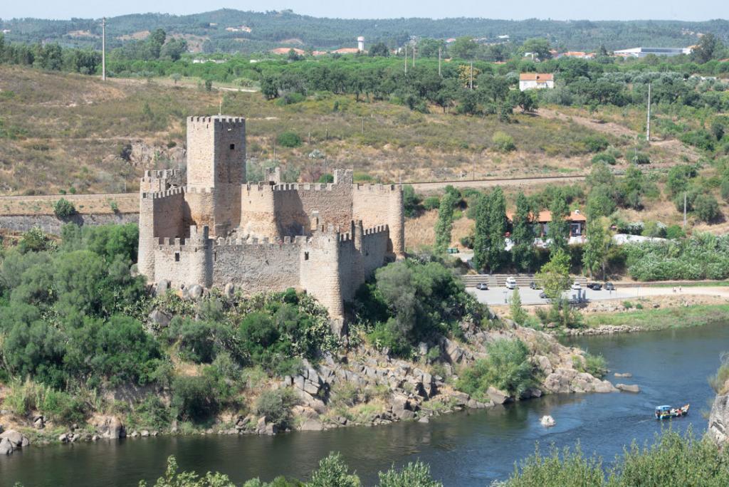 portugal castle of almorol