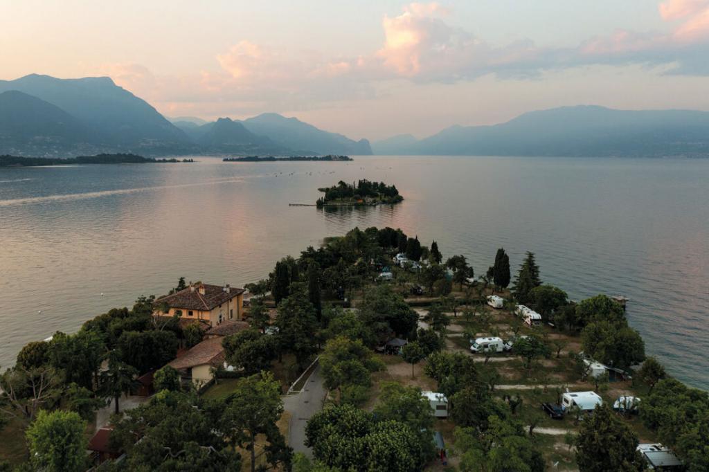 bauza manerba del garda