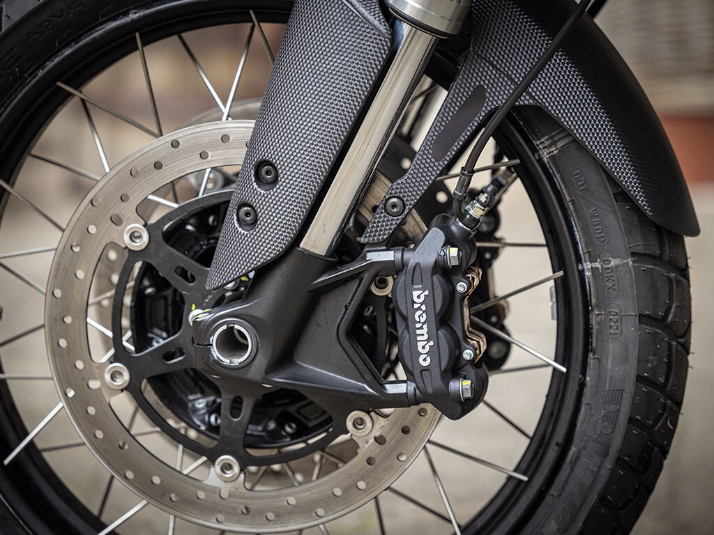 moto guzzi v85tt travel