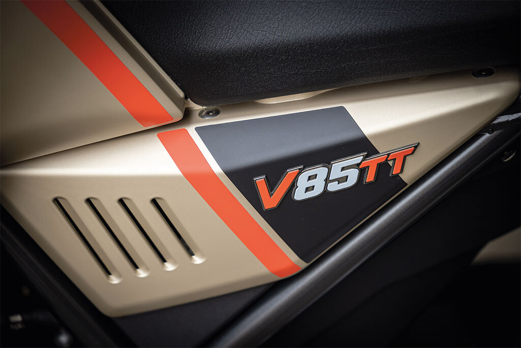 moto guzzi v85tt travel