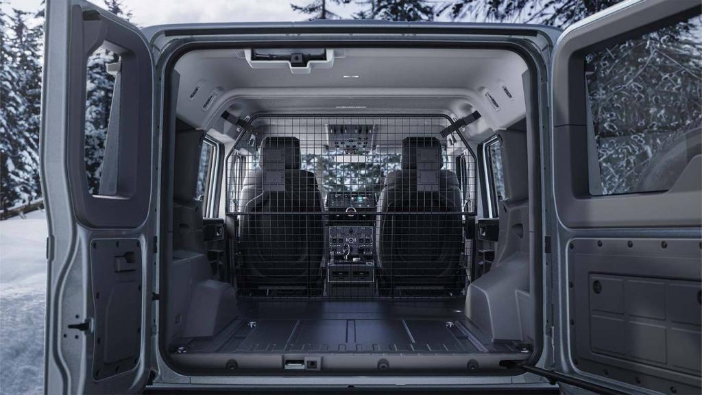 grenadier 2 door cargo space