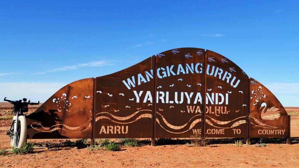a large metal structure welcomes me to Wandkangurru Yarluyandi