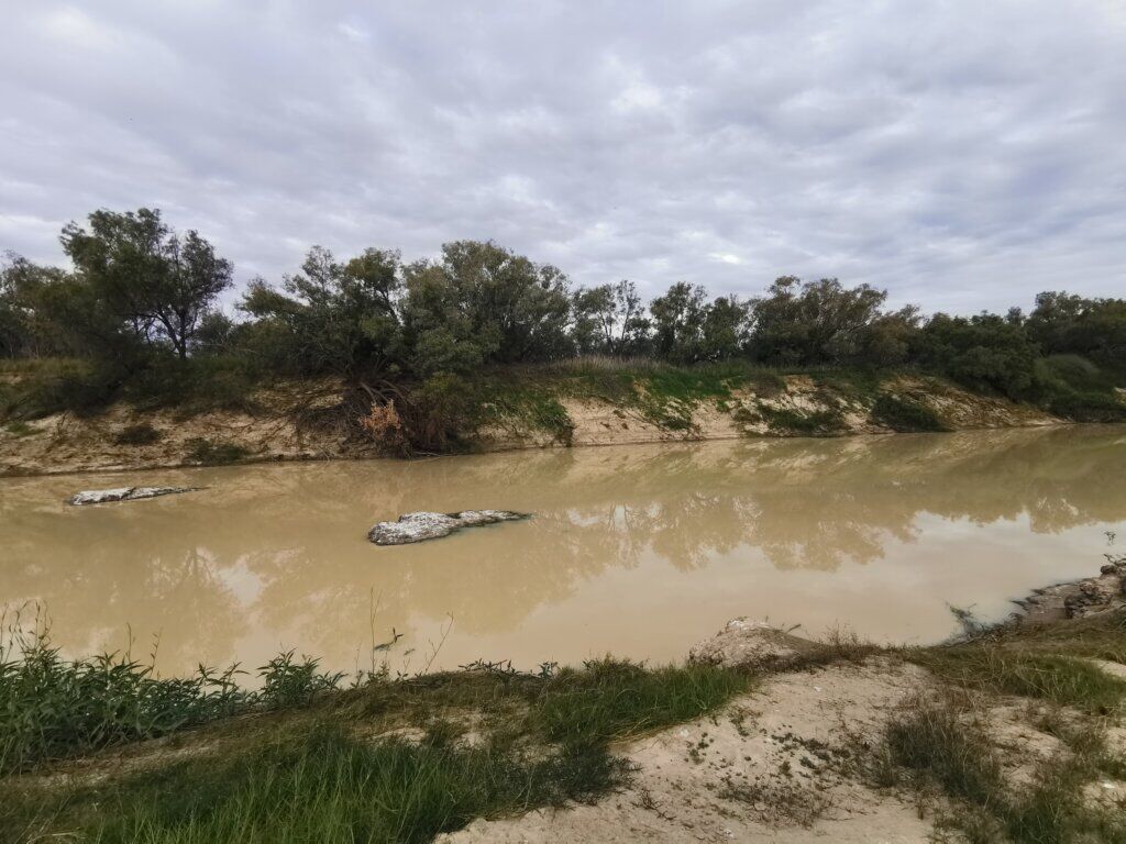 A place for reflection on the banks of the Diamantina, beside the Two Boys