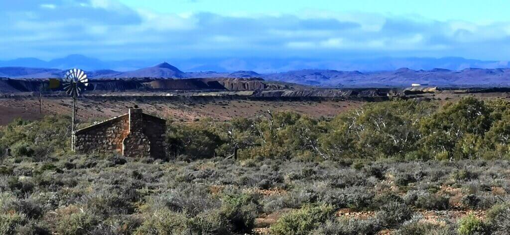 Entering the northern Flinders Ranges on the way to Copley