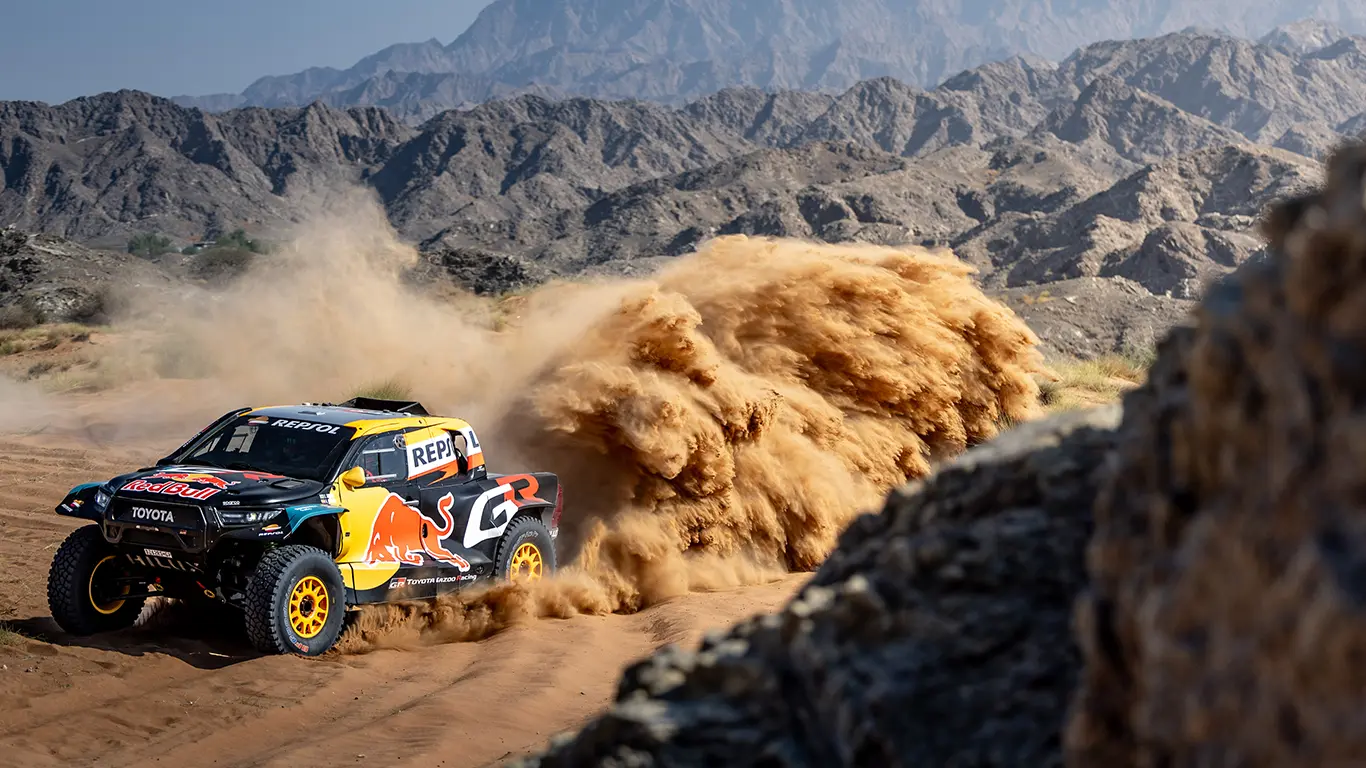 Toyota GR DKR HILUX EVO (2025)