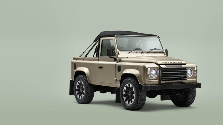Land Rover Classic 90 V8 soft top