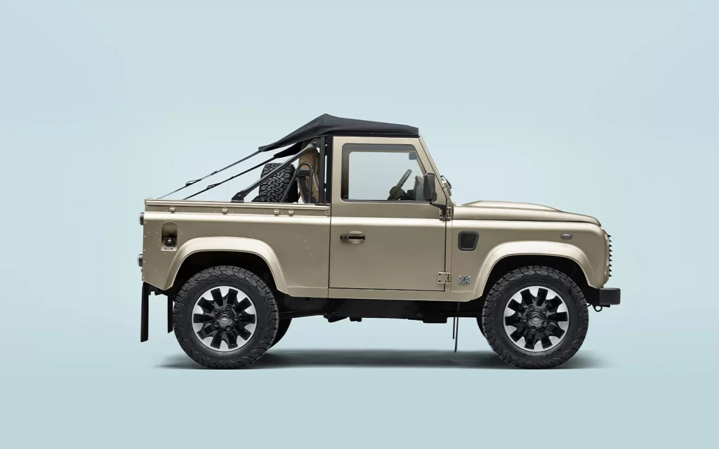 Land Rover Classic 90 V8 soft top