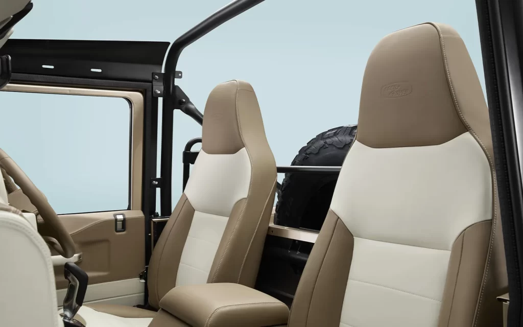 Land Rover Classic 90 V8 soft top