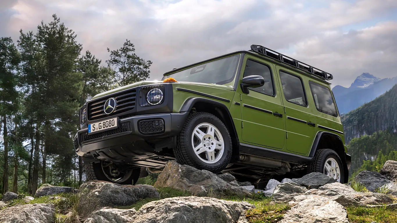 Mercedes Benz G stronger than the 80s 01