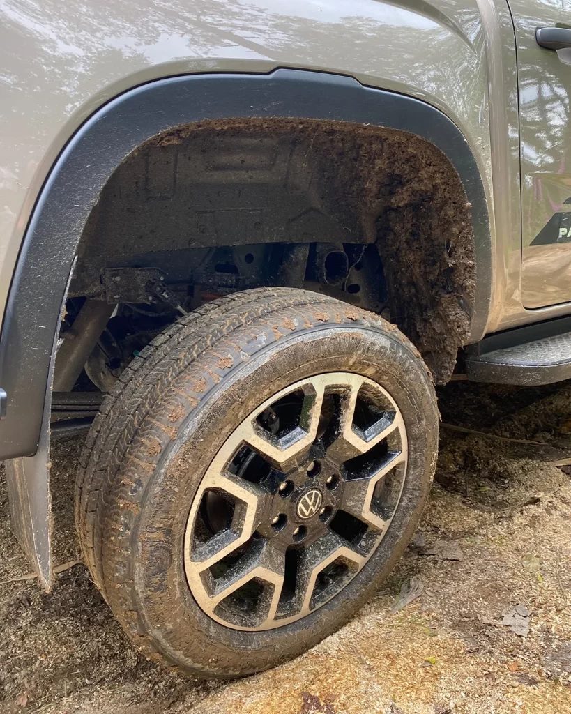 vw amarok 2024 rear axle articulation