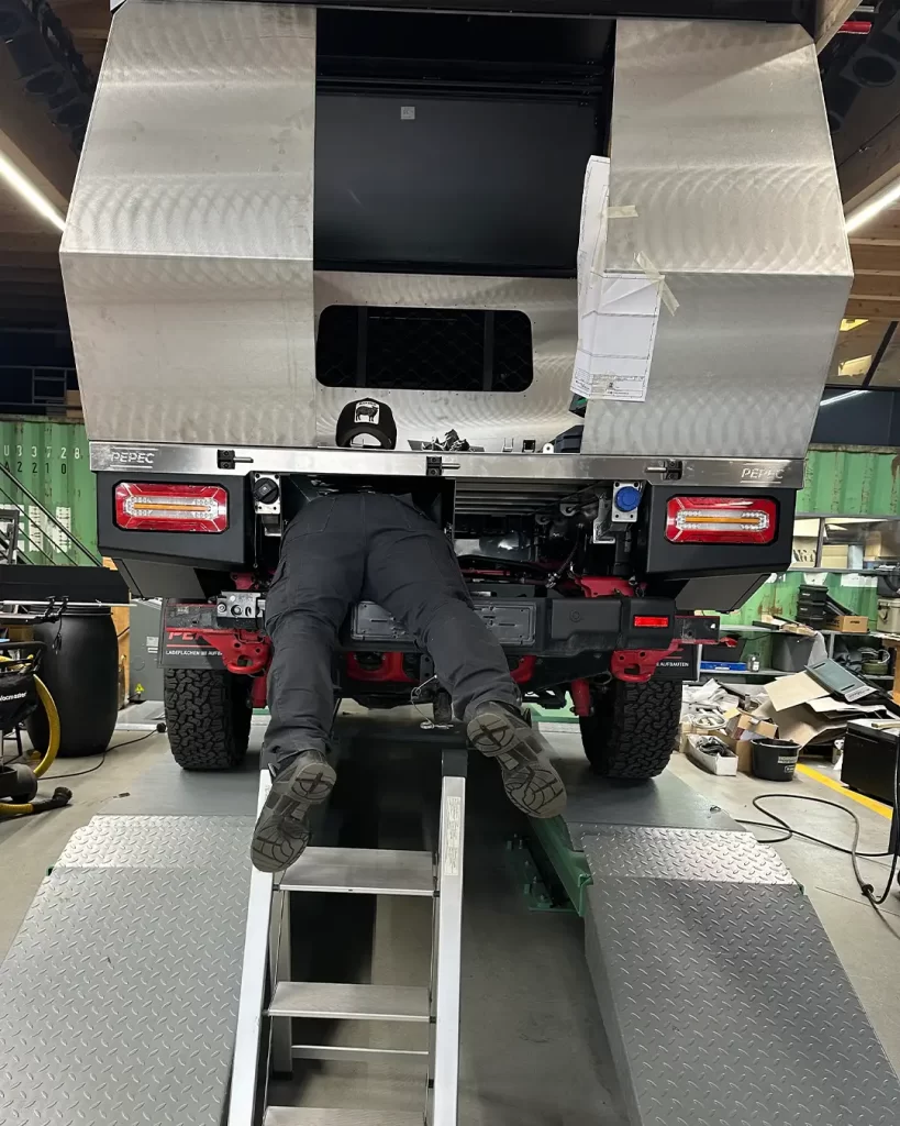 Measuring in the depths of the Grendaier's chassis